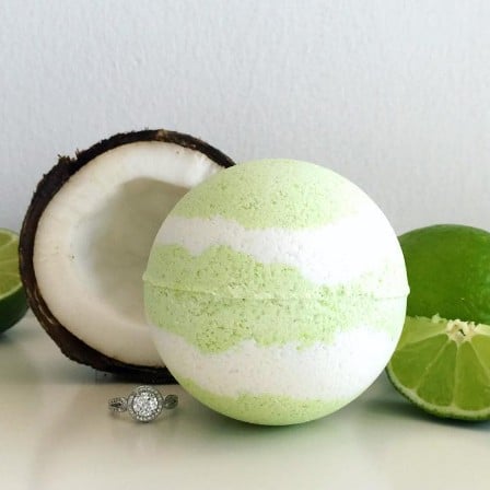 Bath Bombs With Ring Inside