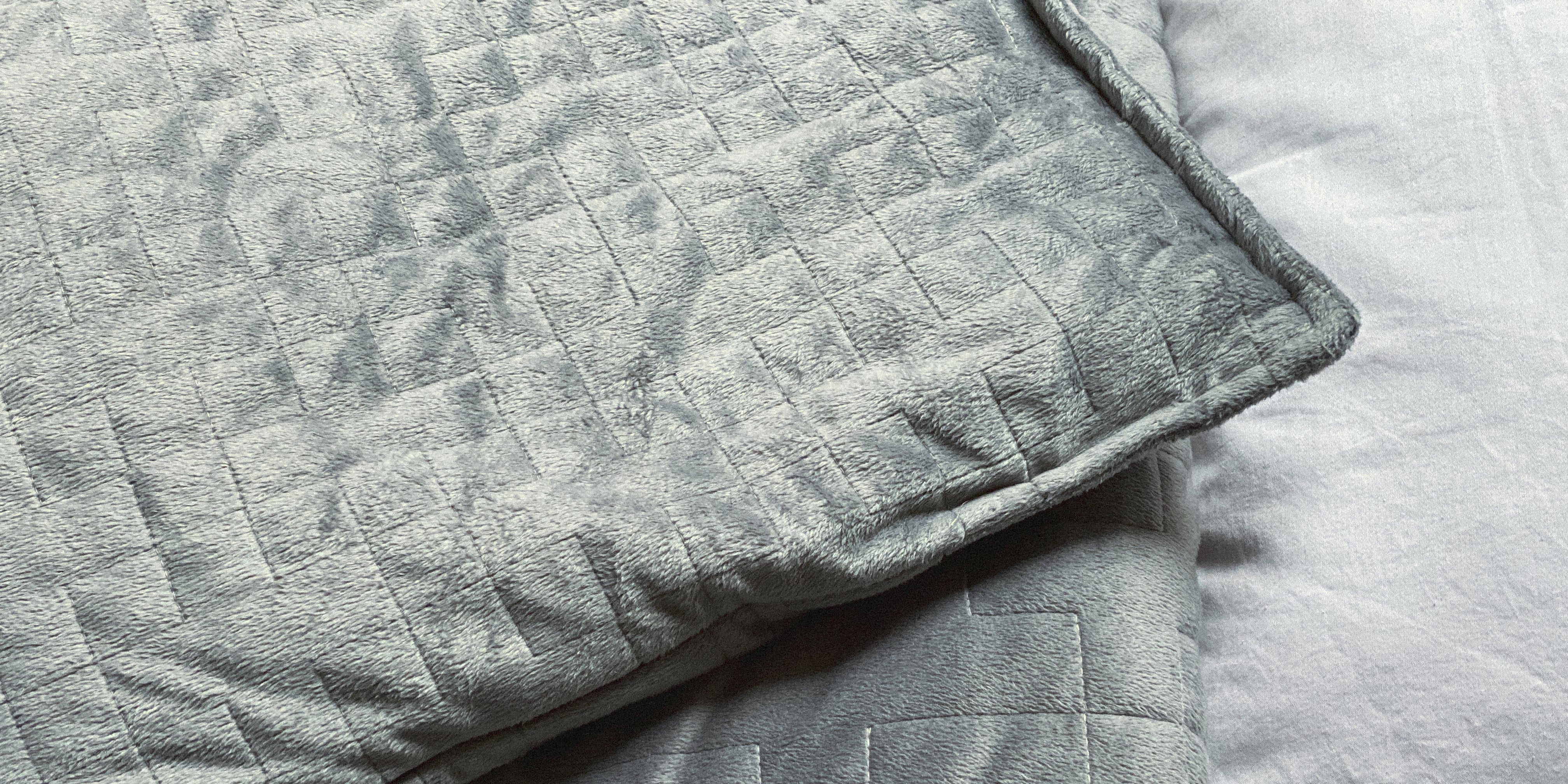 Weighted Blanket on Sale at Amazon For Black Friday 2021 POPSUGAR Fitness