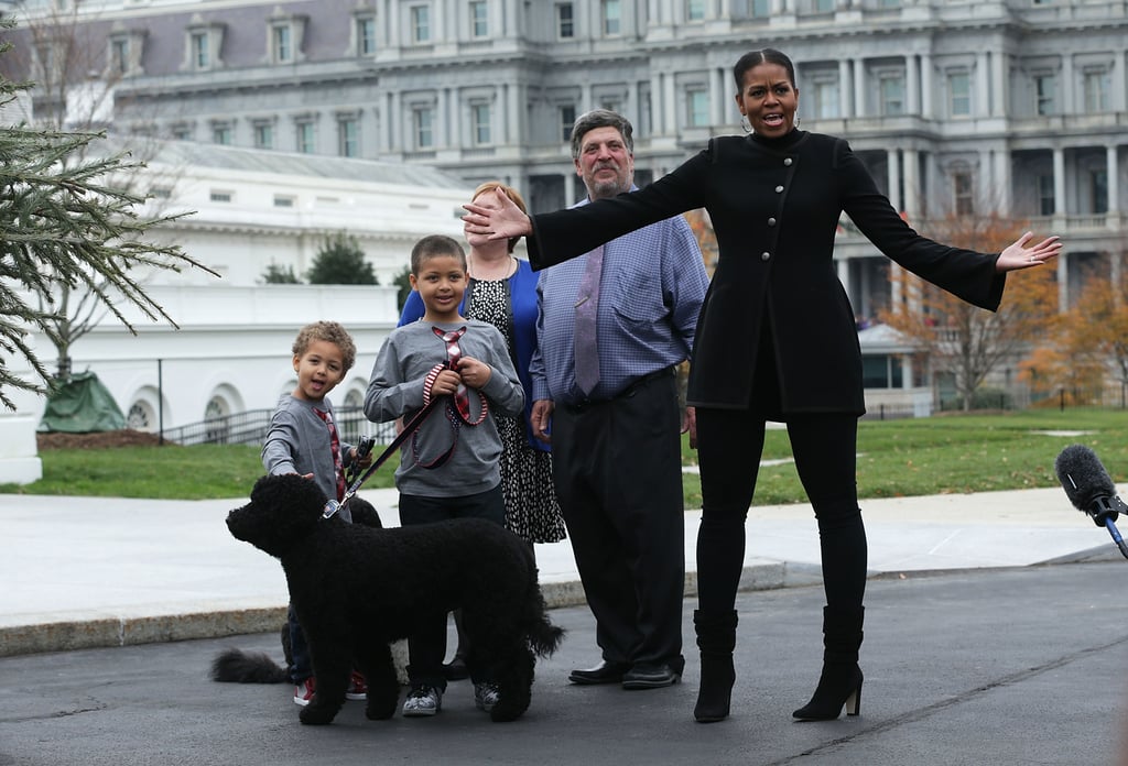 Receiving the official White House Christmas tree is a big deal, so Bo and Sunny came along to supervise Michelle and her nephews, Austin and Aaron Robinson, in 2016.