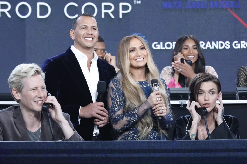 Jennifer and Alex couldn't look happier while hosting the telethon portion in Los Angeles.
