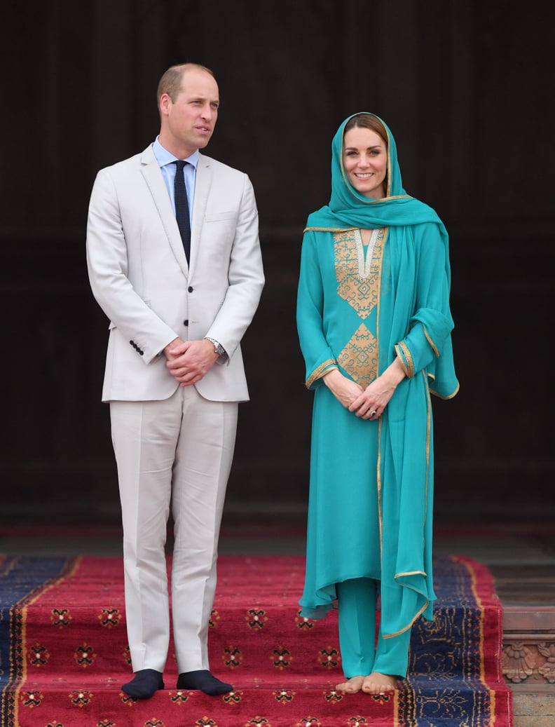 Prince William and Kate Middleton at the Badshahi Mosque in Pakistan