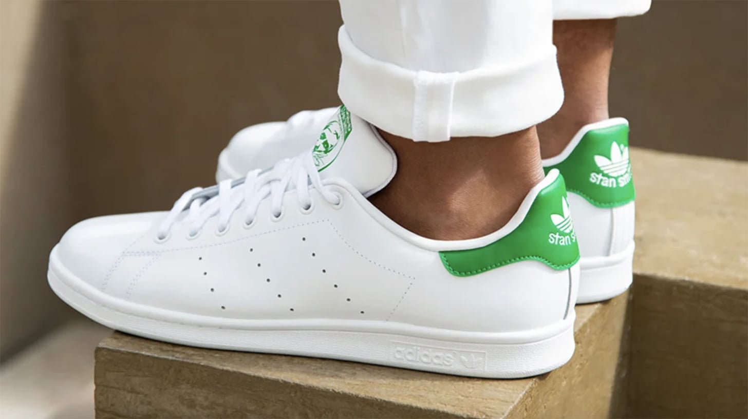 begrijpen rooster maandag Classic White Sneakers: Adidas Stan Smith Sneakers | The Men in Your Life  Will Obsess Over These 34 Popular Gifts | POPSUGAR Smart Living Photo 19