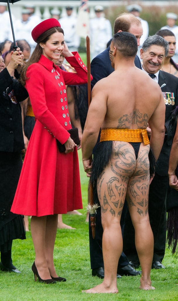 When Kate kept a smile on her face while meeting a bare-butted man.