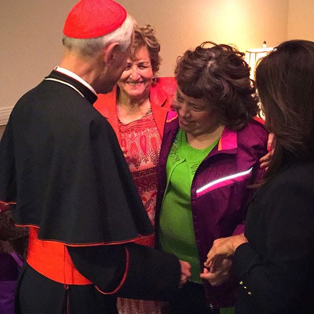 Eva Longoria and Her Sister Meet Pope Francis in DC