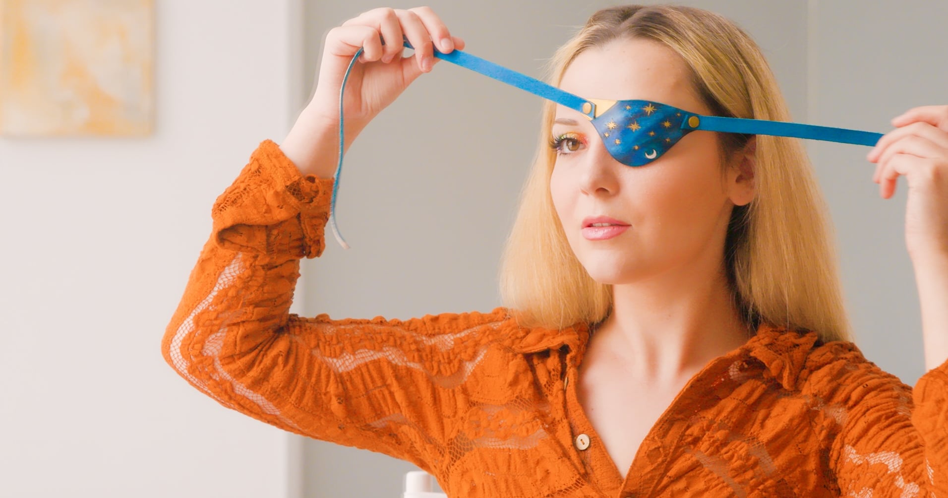Losing Half Your Vision to a Mysterious Illness Has Its Silver Linings