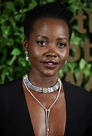 Lupita Nyong传闻对Instagram的寸头发型