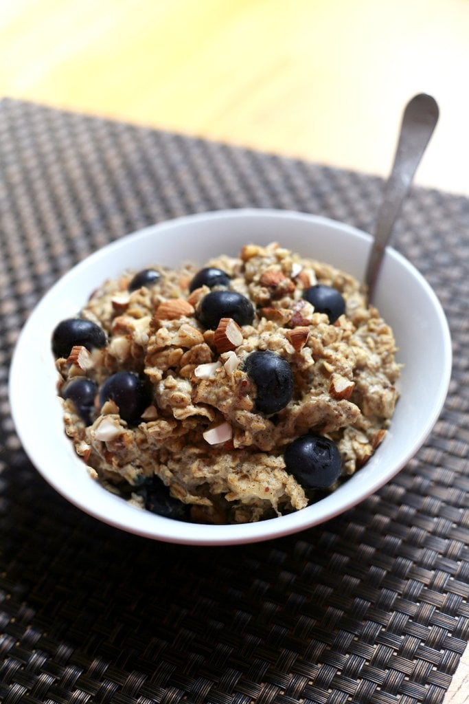 Vegetarian: Blueberry Banana Almond Oatmeal