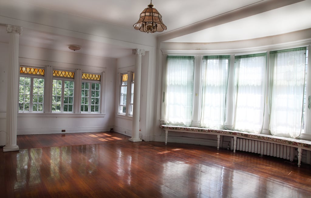 OK, when can we move in? After all, Williams only needs two bedrooms (one for her and one for little Matilda), right?