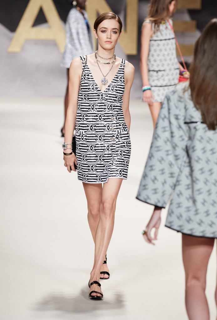 Chanel's SS22 Show Was a Throwback to the '90s Runway