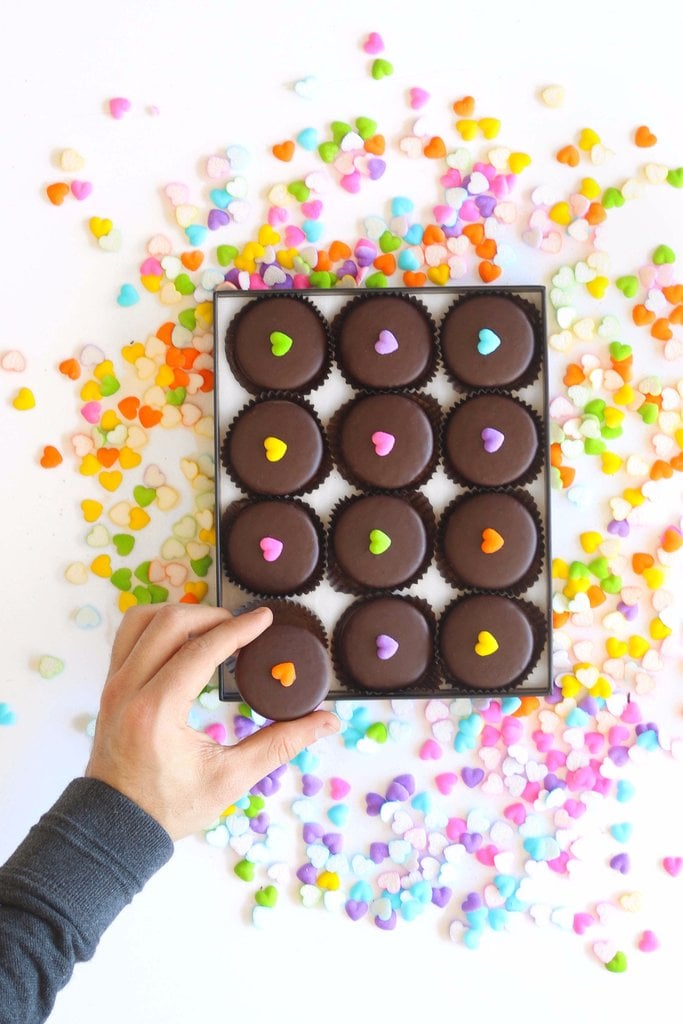 Compartés Chocolate Dipped Oreos Hearts