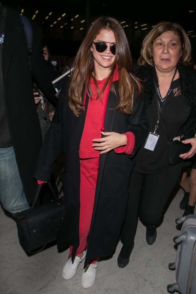 Selena Gomez on Her Way to Paris Fashion Week Fall 2016