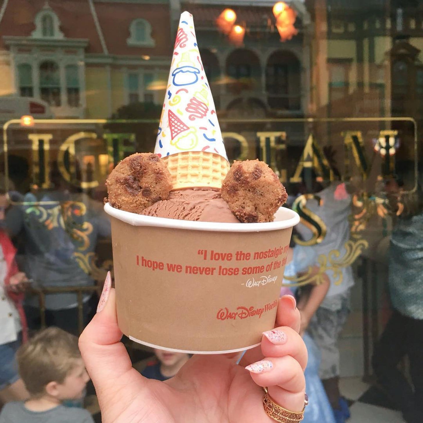 Ice shop cream disney