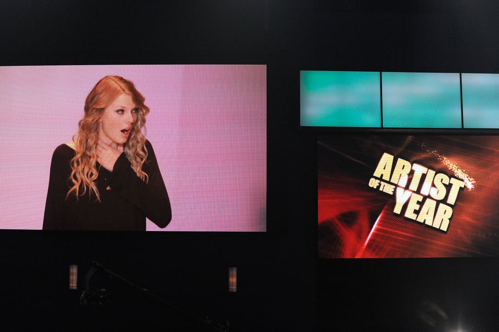 2009: Taylor Took Home 5 More AMAs
