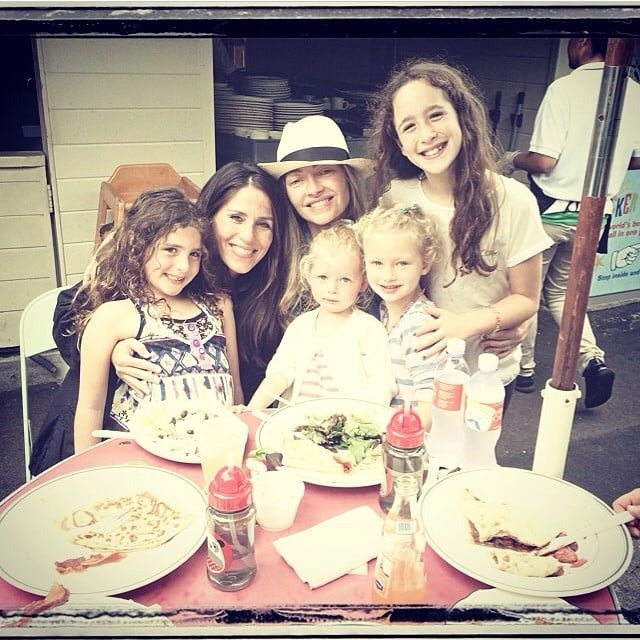 Soleil Moon Frye's girls had a fun dinner with Rebecca Gayheart's tots.
Source: Instagram user moonfrye