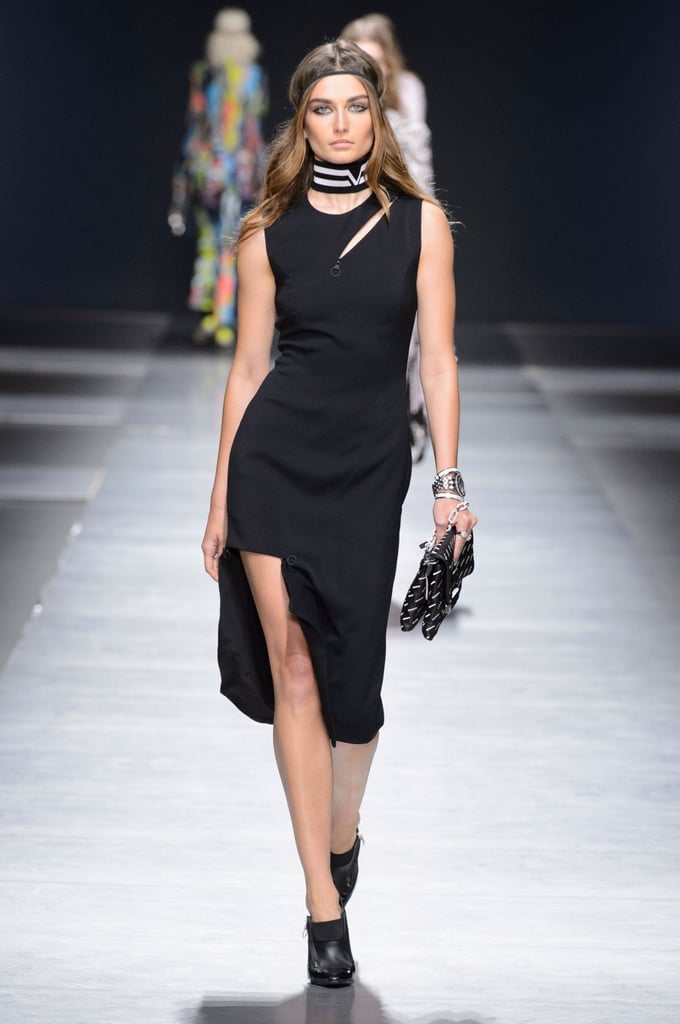 Versace Fall 2016 Runway