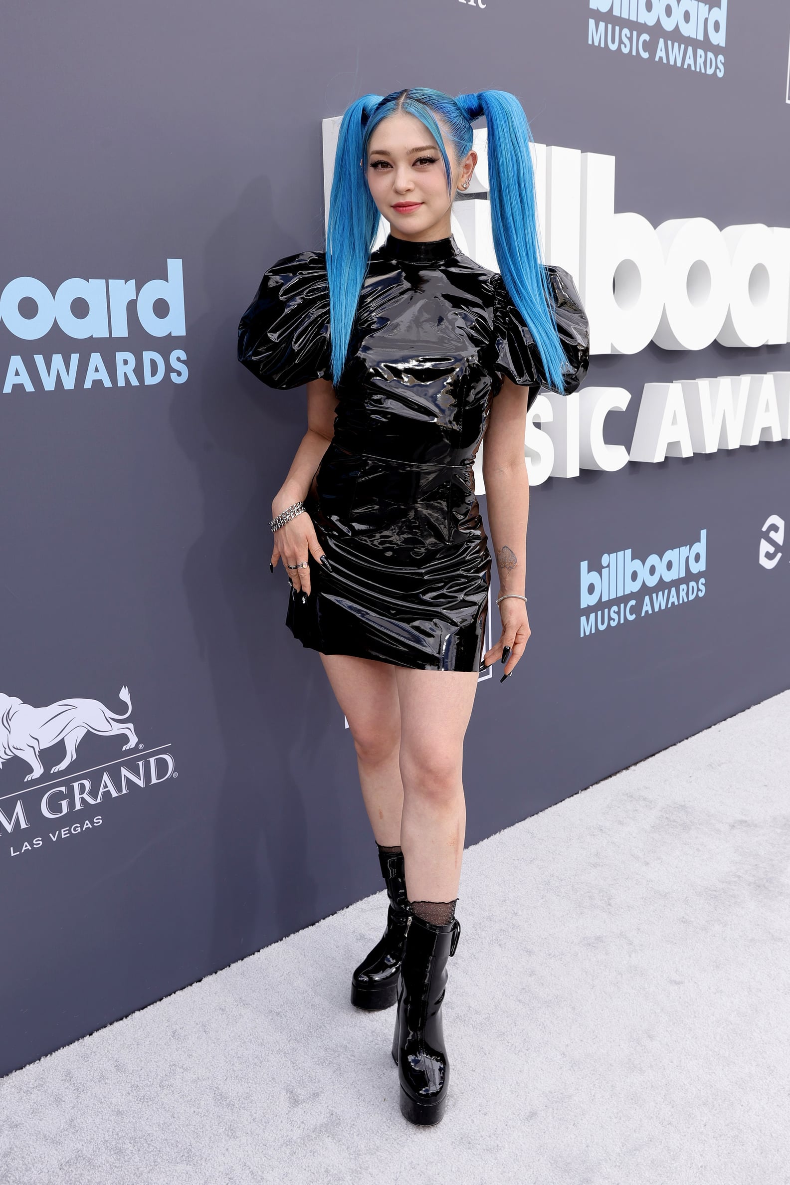 Billboard Music Awards 2022 Celebrity Red Carpet Looks | POPSUGAR Fashion