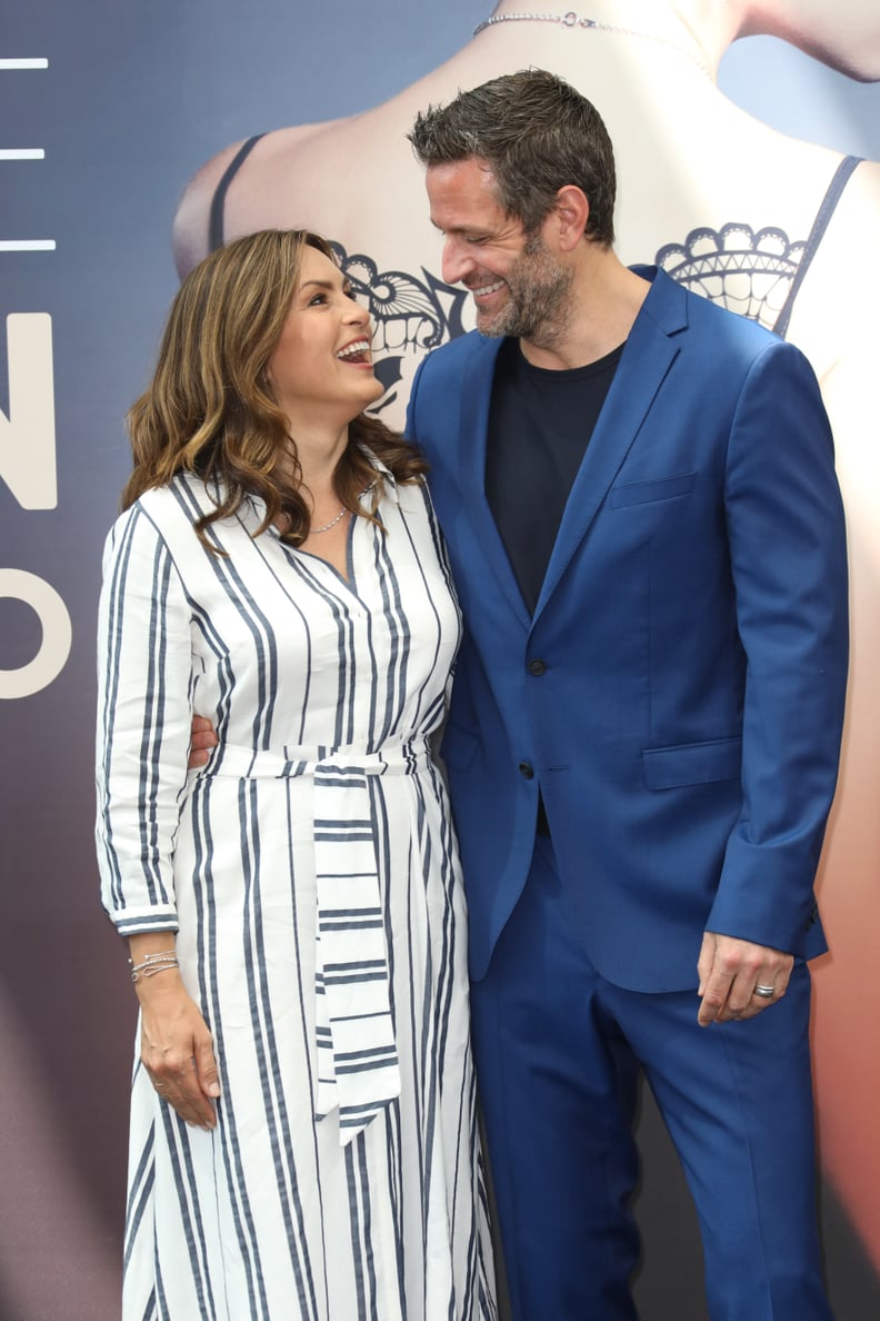 MONTE-CARLO, MONACO - JUNE 17:  Mariska Hargitay from the serie 'Law & Order : SVU' and Peter Hermann attend a photocall during the 58th Monte Carlo TV Festival on June 17, 2018 in Monte-Carlo, Monaco.  (Photo by Tony Barson/FilmMagic)