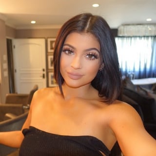 What Makeup Products Does Kylie Jenner Use?