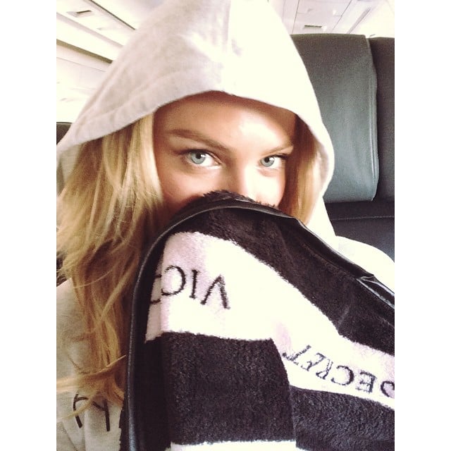 Candice Swanepoel kept warm during her flight to the Victoria's Secret Fashion Show.
Source: Instagram user angelcandices