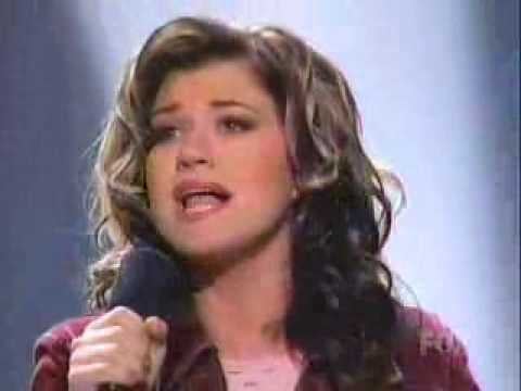 American Idol Finale, 2002: "A Moment Like This" | Kelly ...