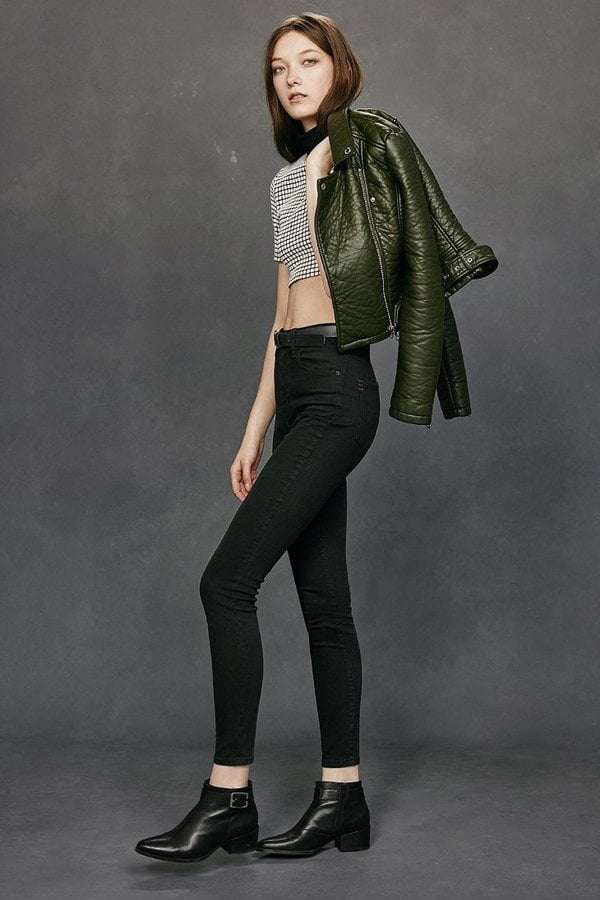 BDG Twig Mid-Rise Jean - Black