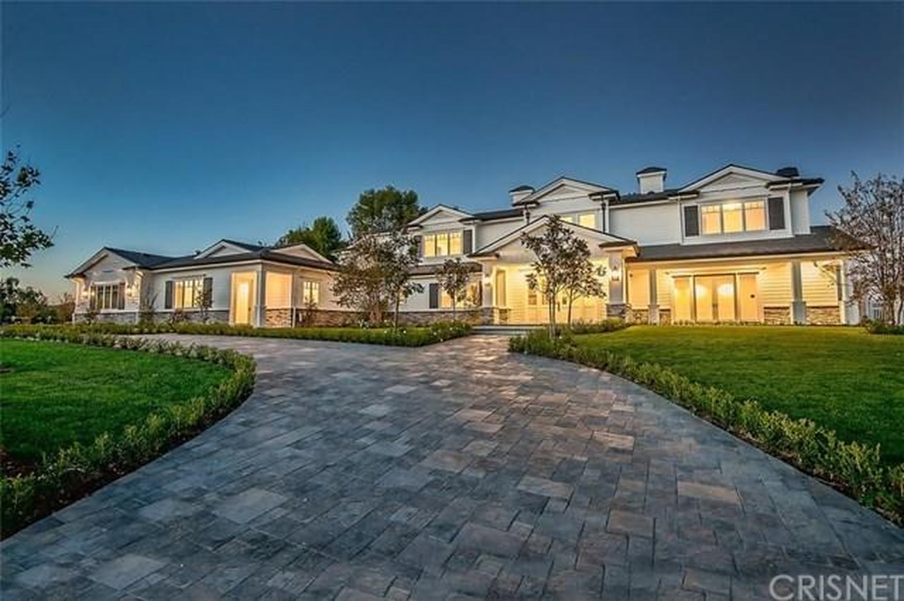 photos-of-kylie-jenner-s-new-hidden-hills-house-ps-home