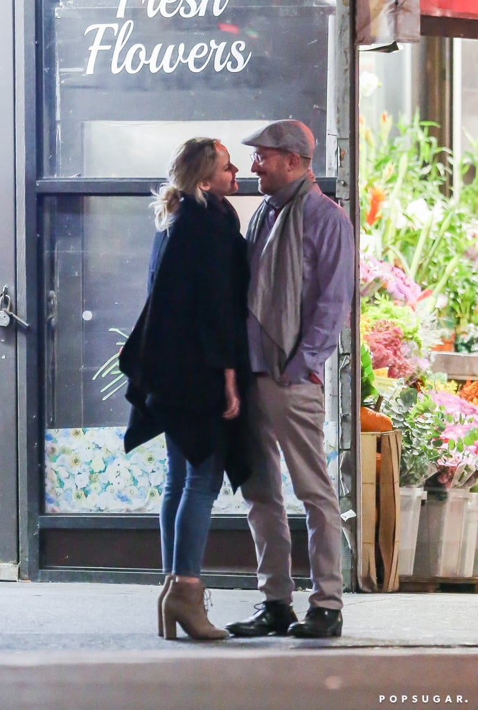 ​Jennifer Lawrence and Darren Aronofsky Kissing in NYC 2016