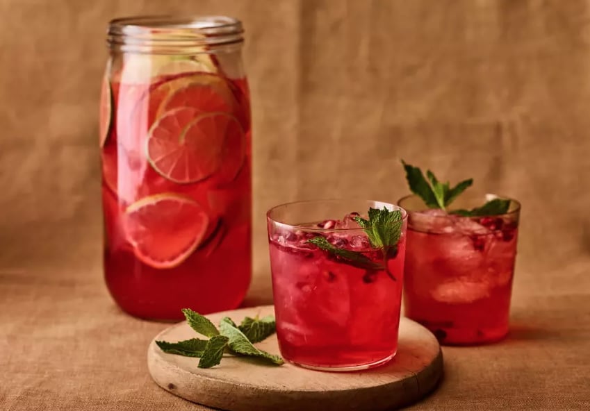 Mocktail Recipe: Apple Hibiscus Spritzer