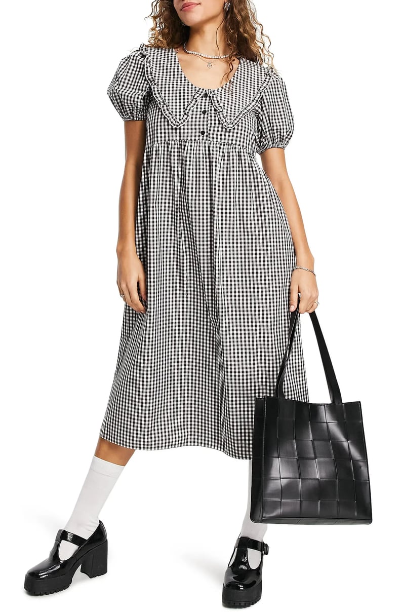 A Flounced Dress: Topshop Gingham Puff Sleeve Midi Dress