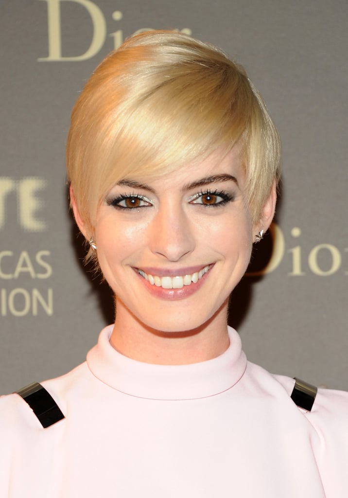 Anne Hathaway With a Pixie Cut Anne Hathaway With a Pixie Cut