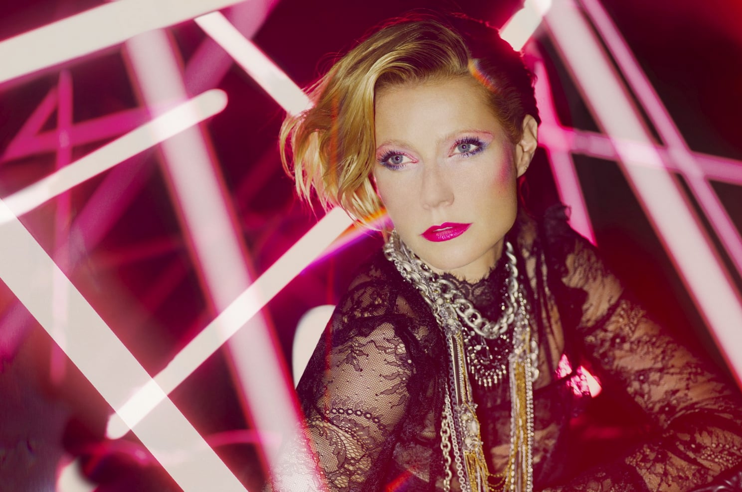 Gwyneth Paltrow As Madonna 80s Gwyneth Paltrow 2014 Max