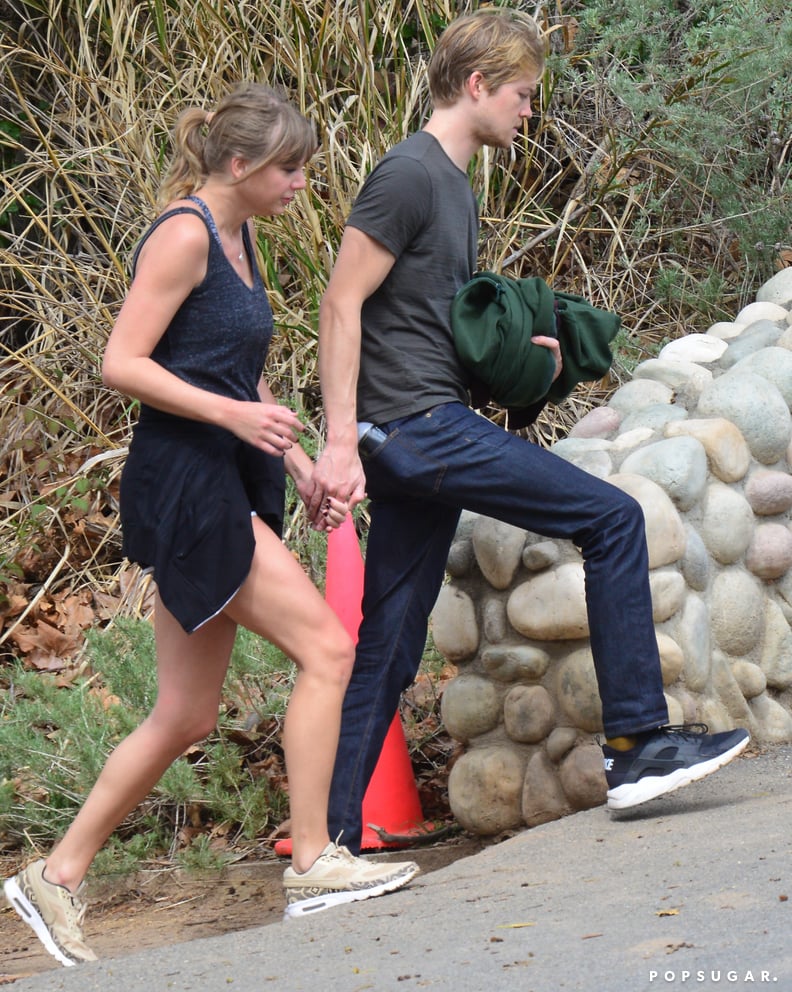 Taylor Swift and Joe Alwyn Holding Hands in Malibu in March 2018