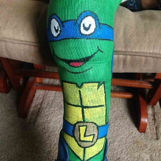 Dad Draws Teenage Mutant Ninja Turtle on Son's Cast