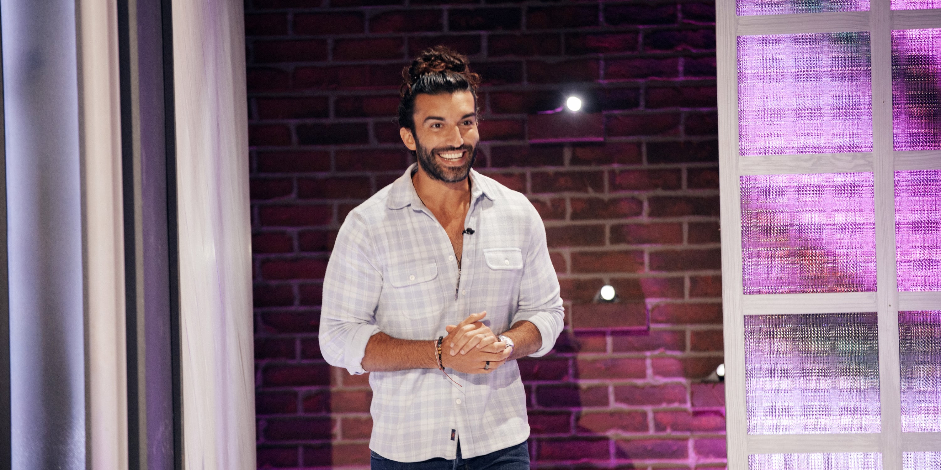 Justin Baldoni Gets Haircut For Charity Video POPSUGAR Beauty