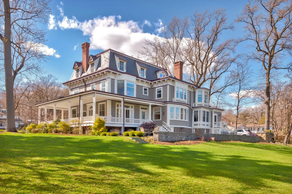 House From the Movie Stepmom For Sale