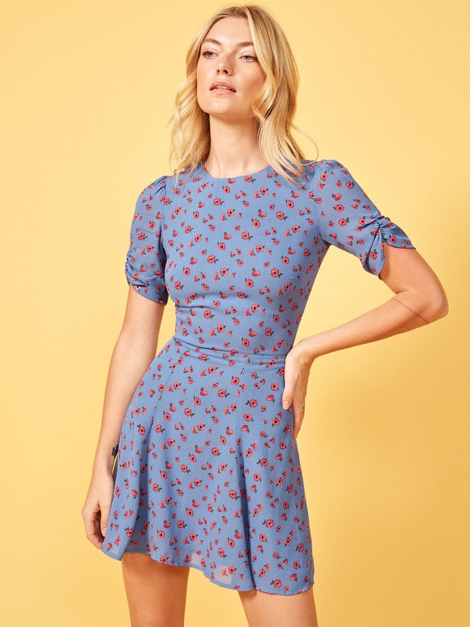 Betty's black dress with floral embroidery on Riverdale  Betty cooper  outfits, Ladies dress design, Riverdale fashion