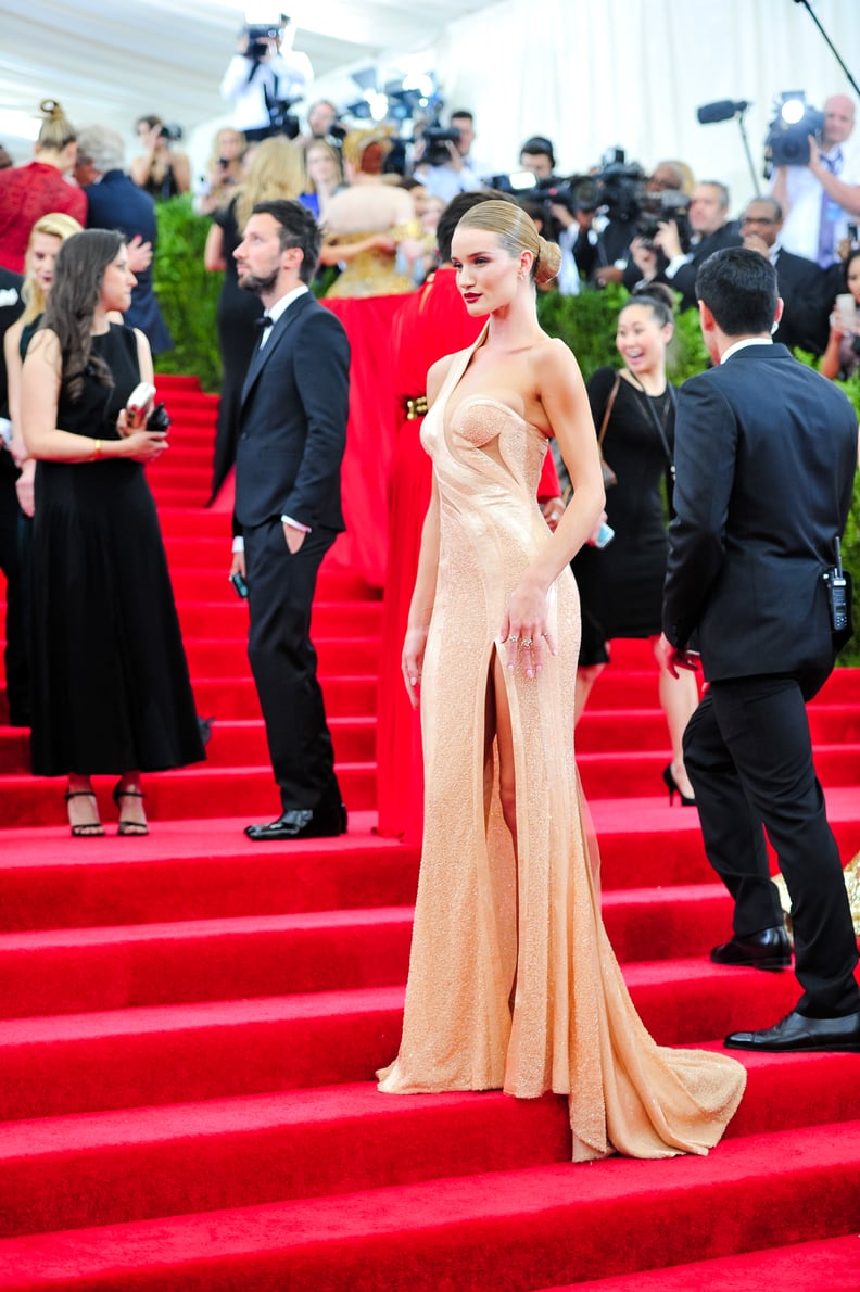 Every Girl Needs to Be Following Rosie Huntington-Whiteley on the Red Carpet