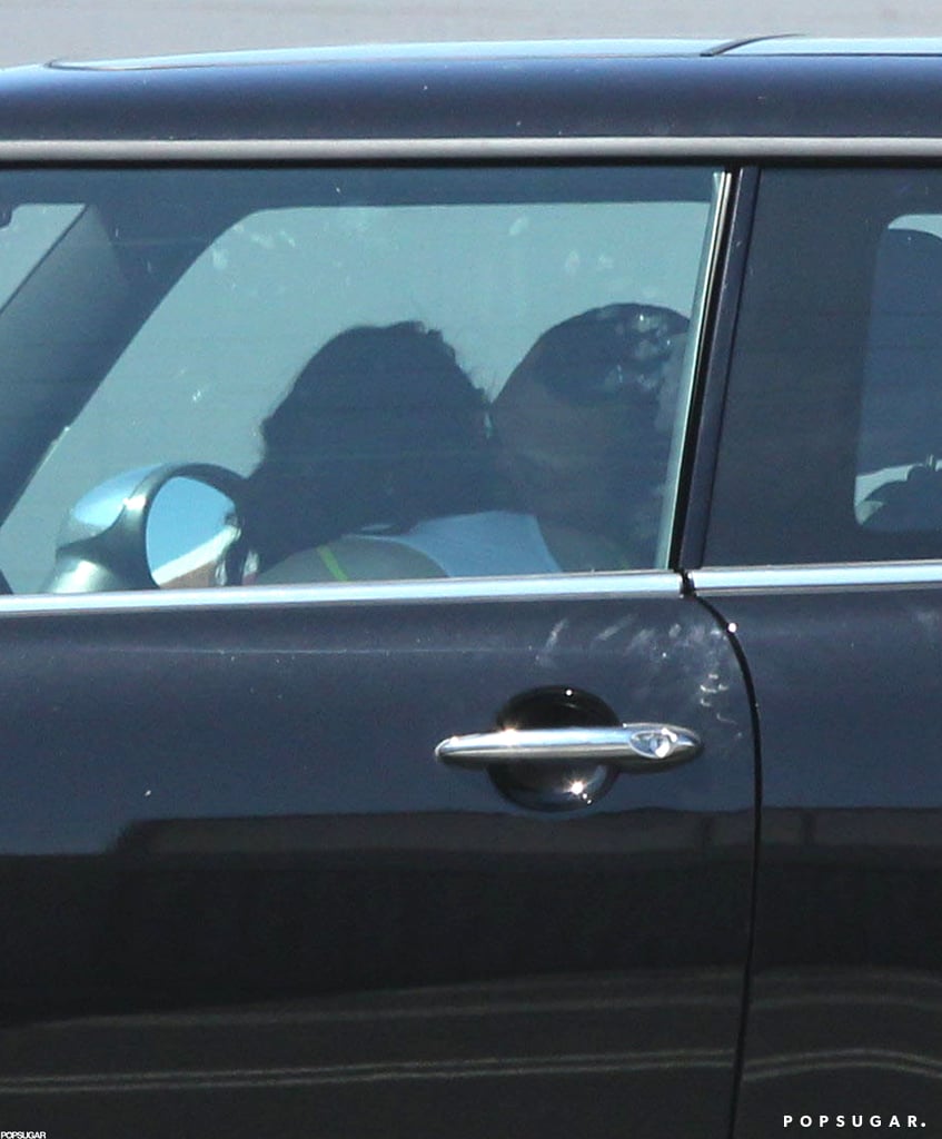 Kristen Stewart kissed Rupert Sanders in her car.