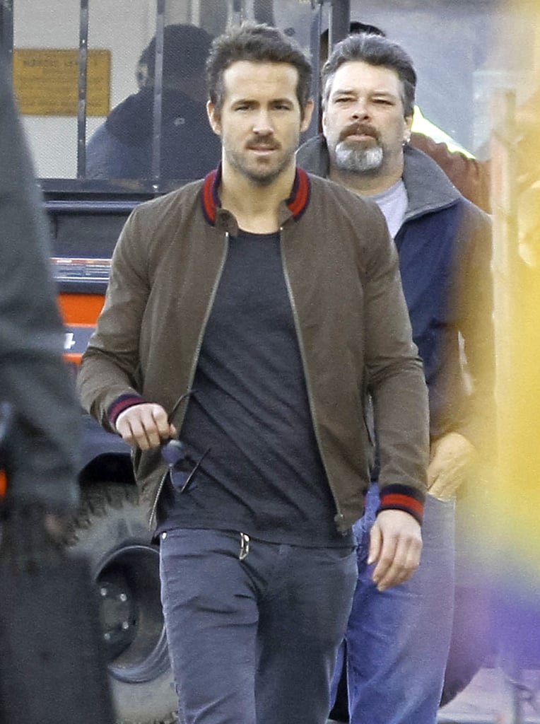Sienna Miller and Ryan Reynolds on Set in New Orleans