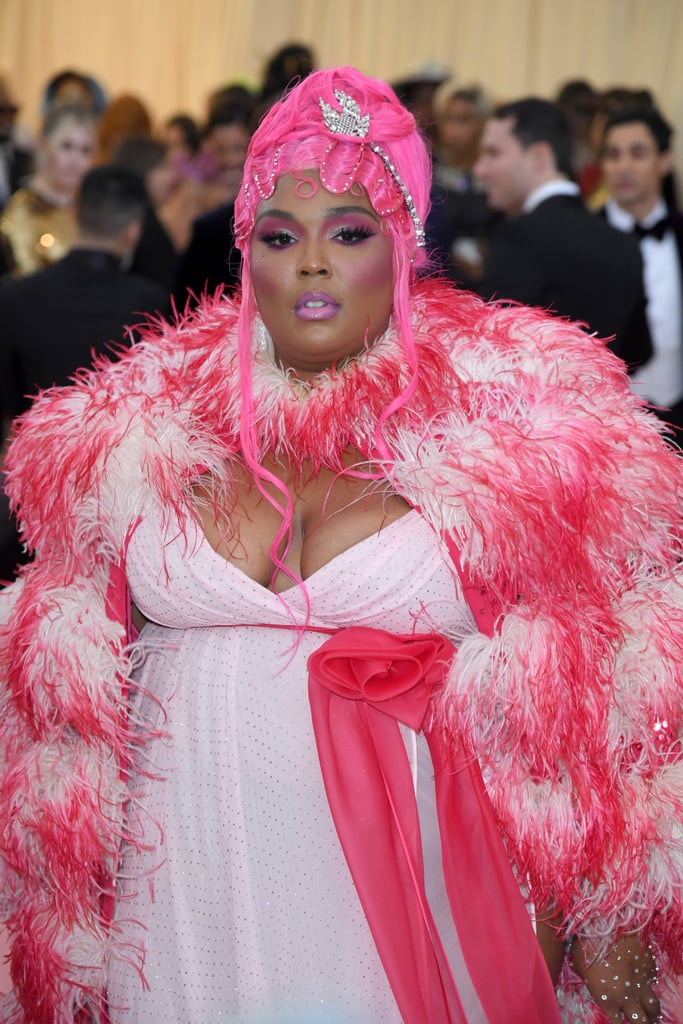 Lizzo Wearing Her Met Gala Outfit at the Airport Video POPSUGAR