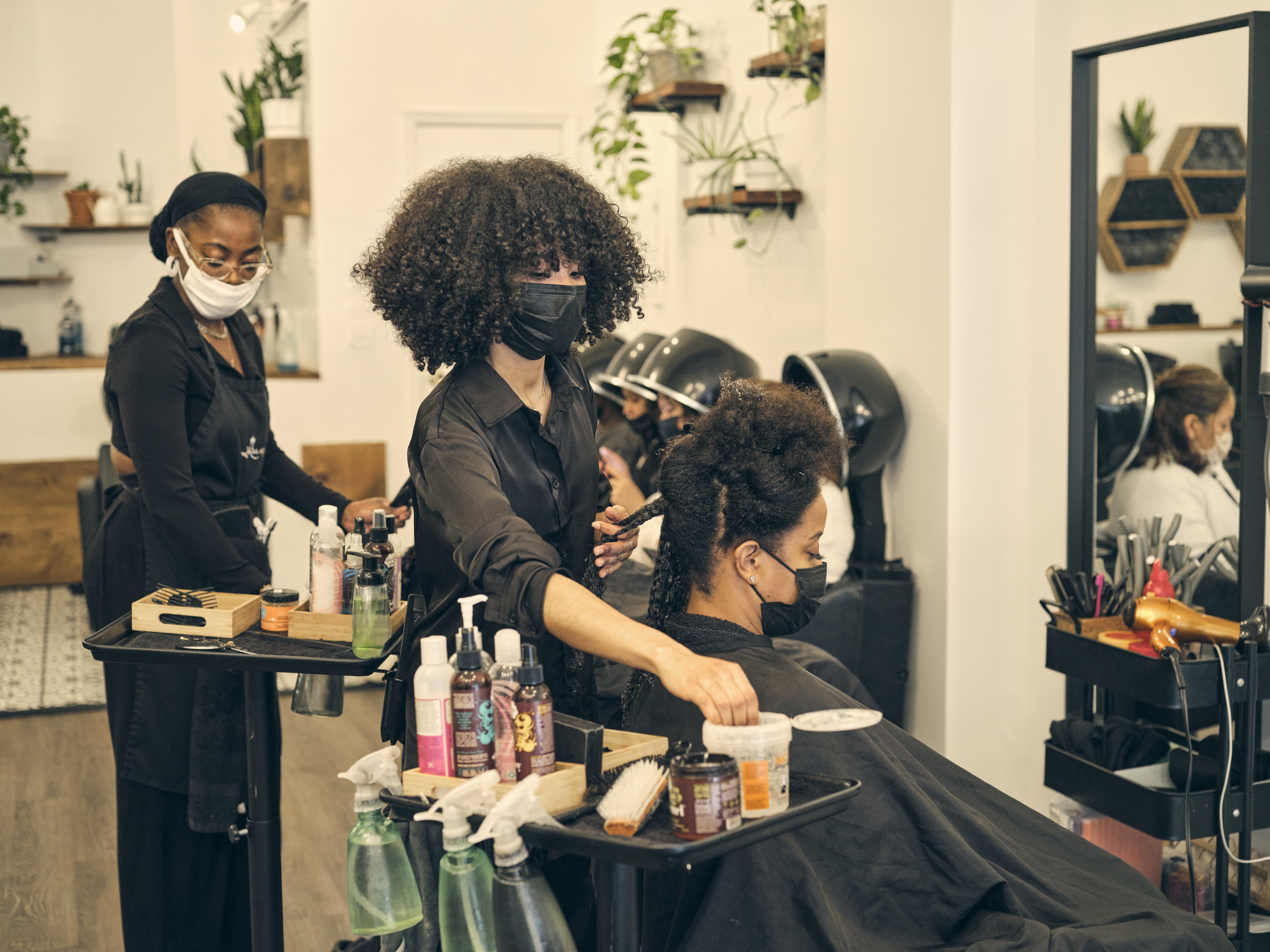 Black Hair Stylist Pictures