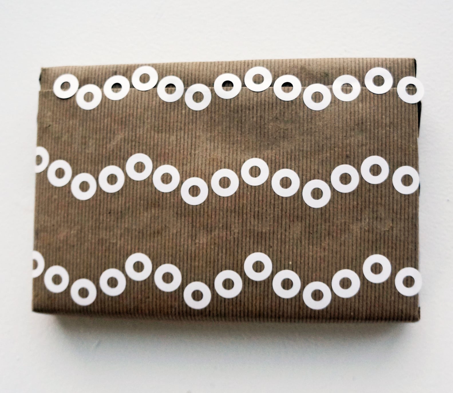 Kraft Paper Gift Wrap Ideas