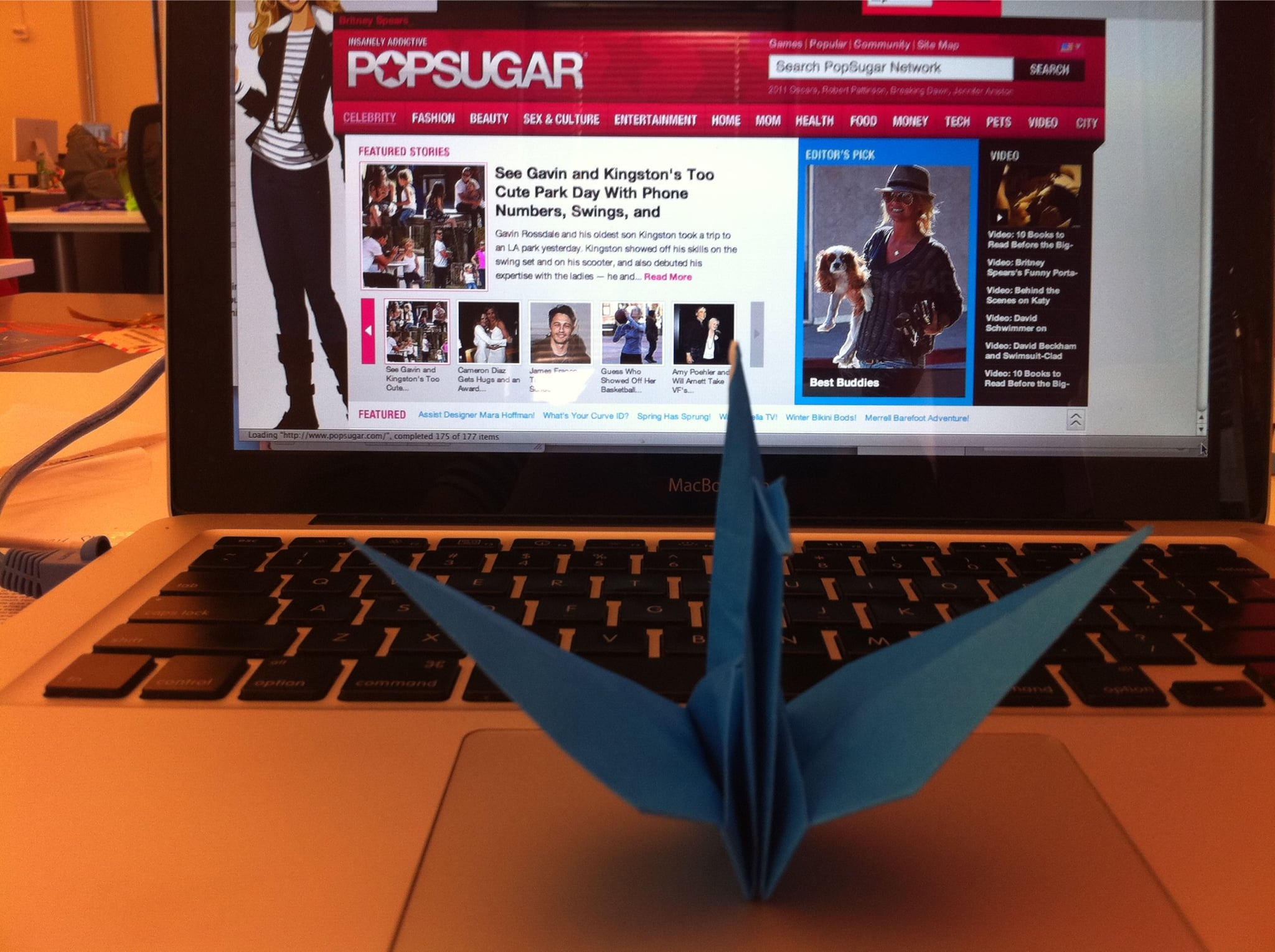 The Popsugar website interface in 2006