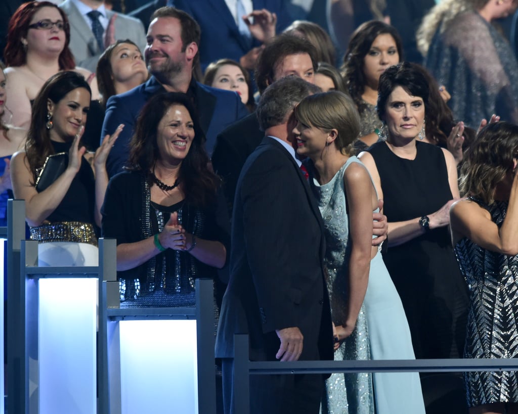 Taylor Swift With Her Mom at the ACM Awards 2015