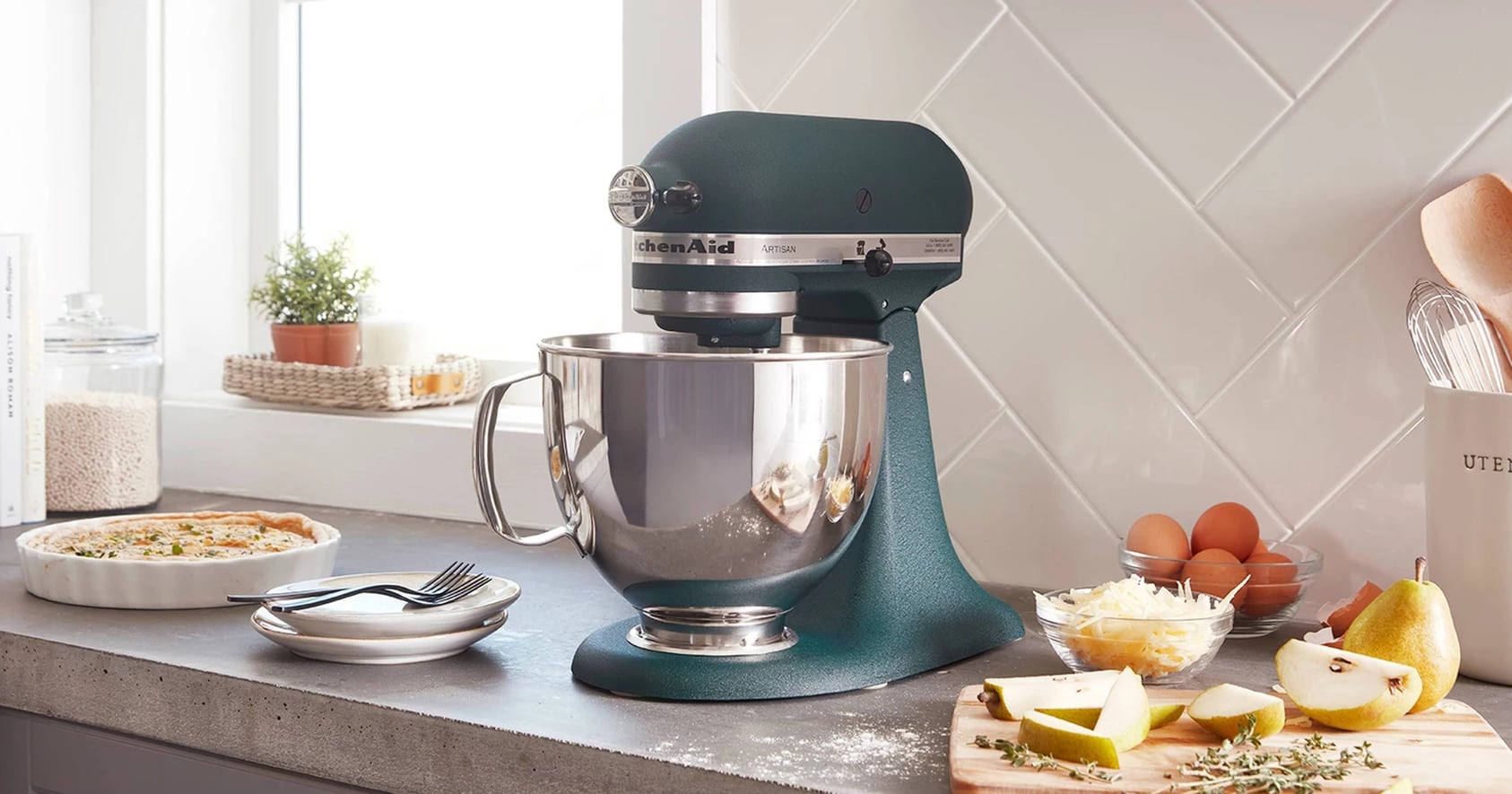 KitchenAid Stand Mixers Are Seriously Discounted For Cyber Monday