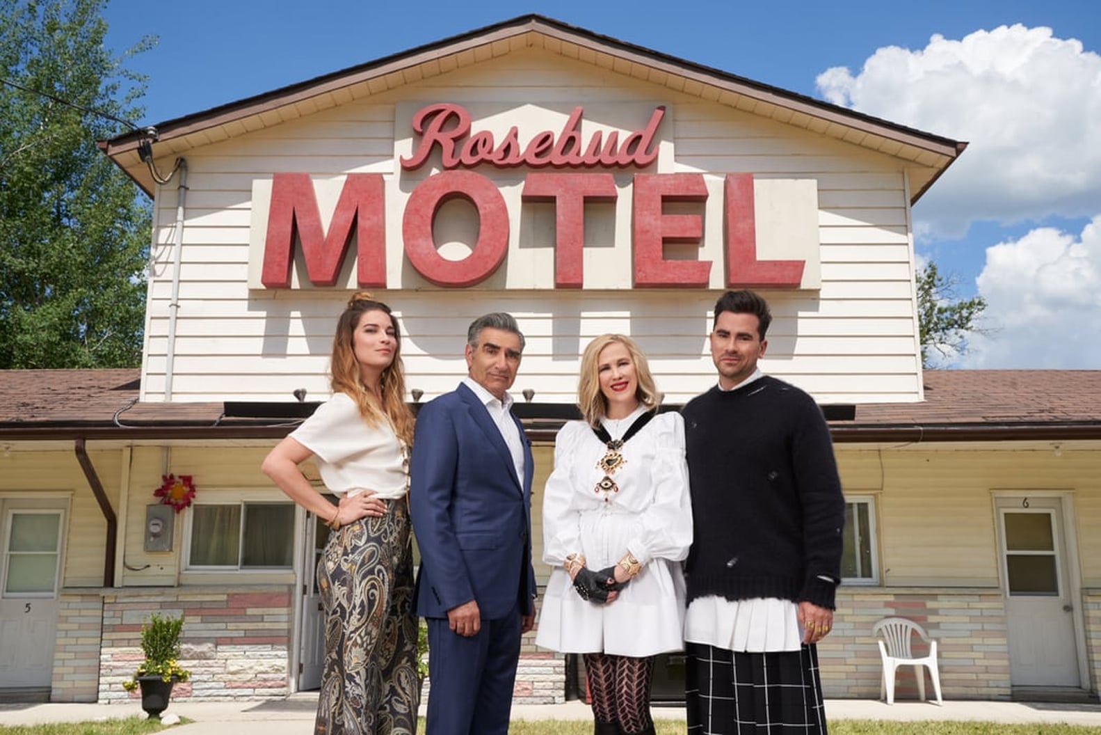 Interesting Where Is Schitt S Creek Filmed Images