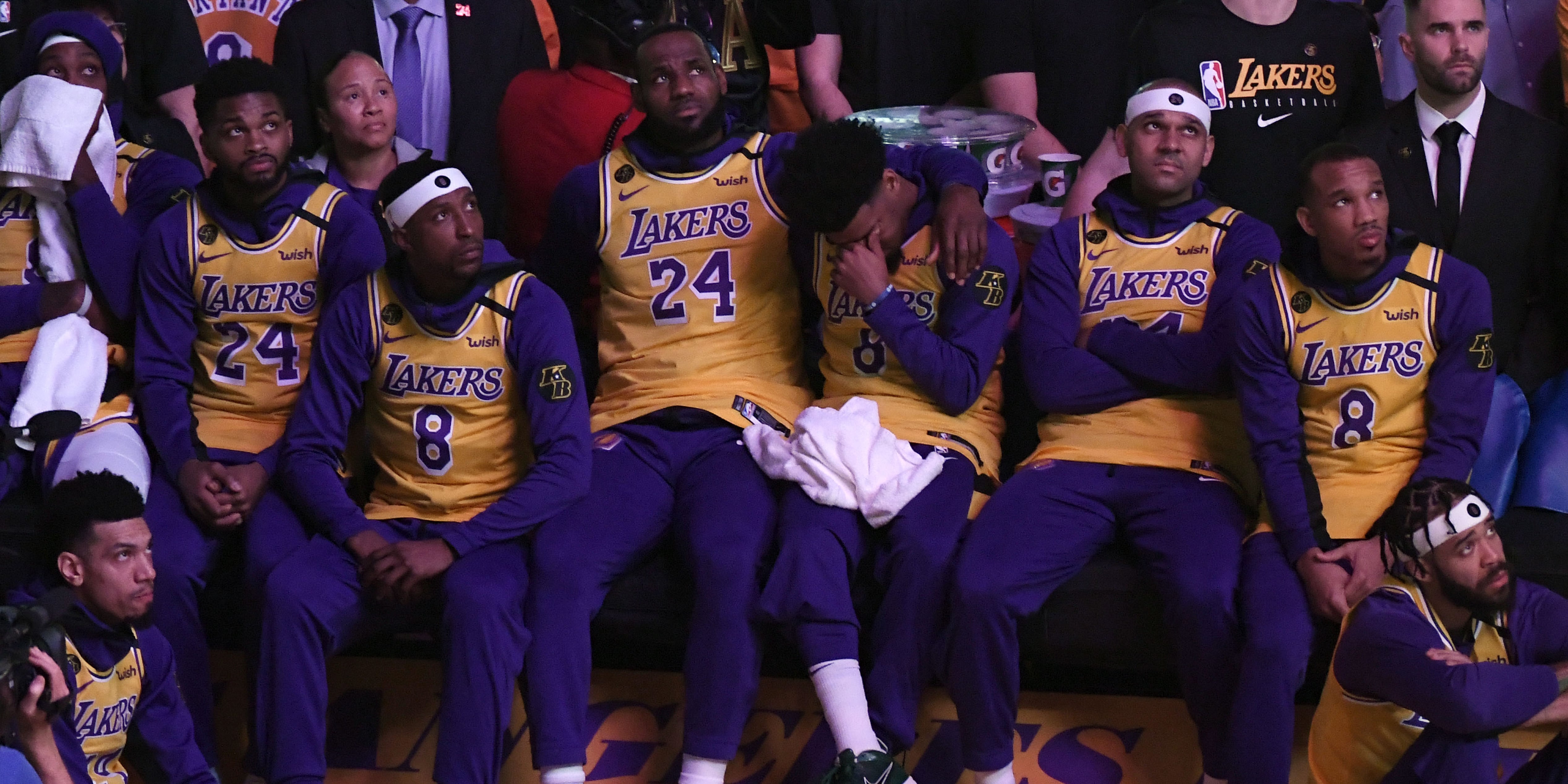 Lakers Put Kobe Bryant And Gigi's Jerseys On Courtside Seats For Game