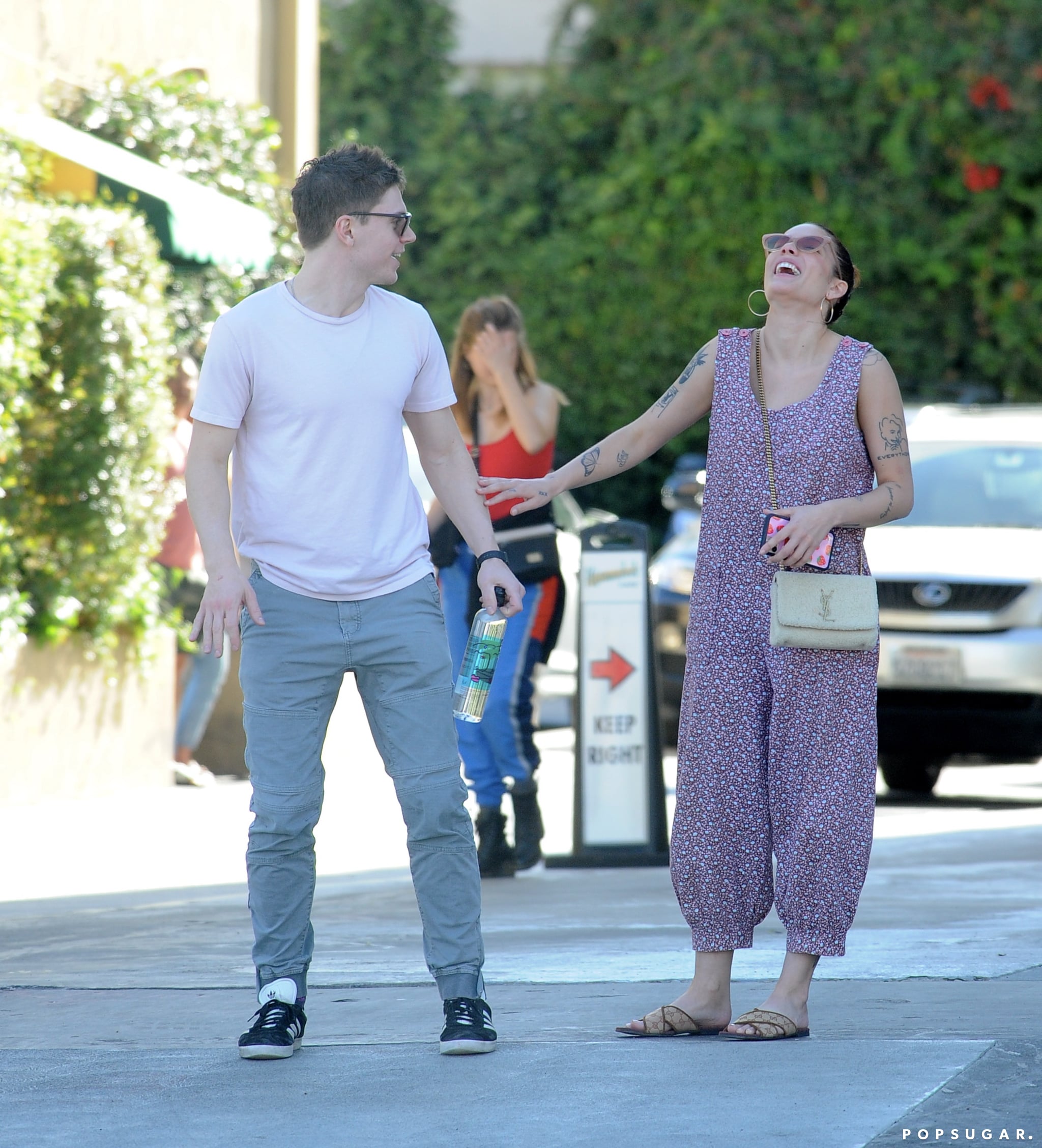 Halsey And Evan Peters Showing Pda On A Beach Date In La Popsugar Celebrity