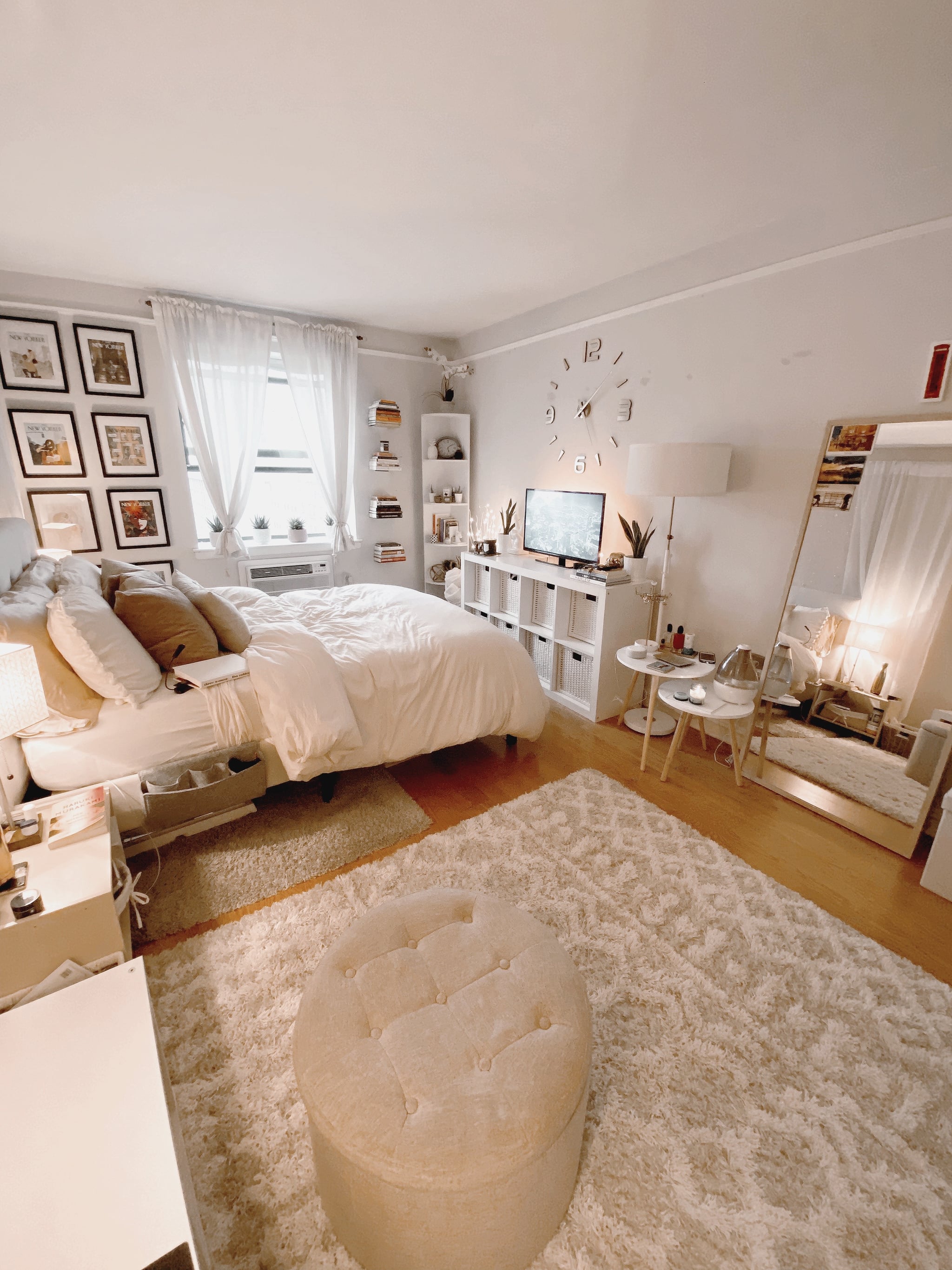 How To Decorate A Small Room To Make It Look Bigger Popsugar Home