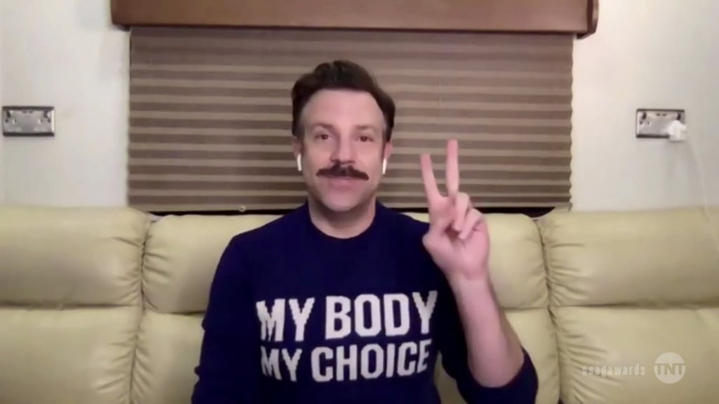 SAG Awards: Jason Sudeikis Wears "My Body My Choice" Sweater